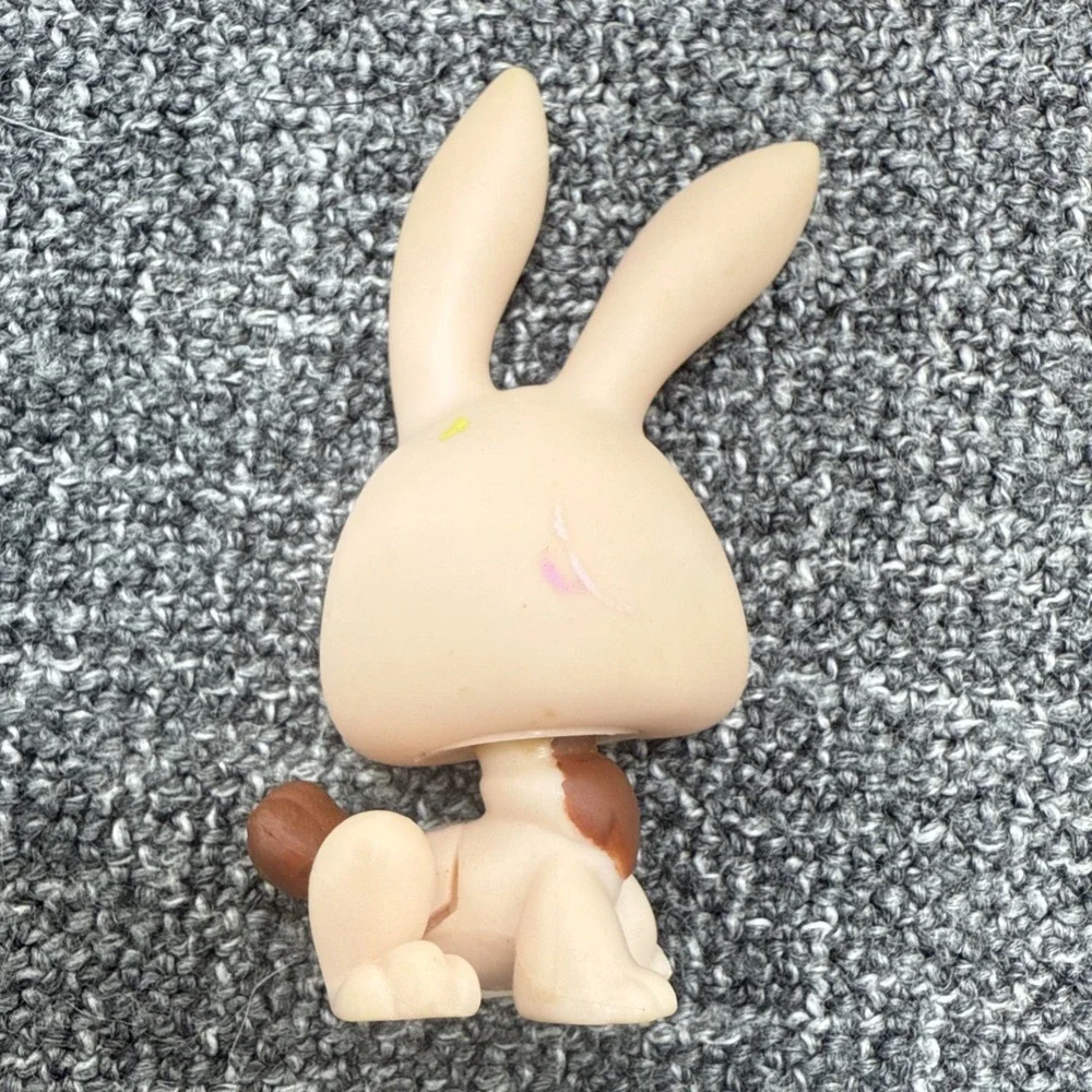 Littlest‎ Pet Shop Spring Bunny #1019 & Armadillo #1454 & LPS Brown Tree Stump